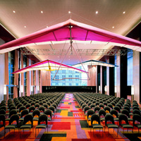 The Loews Philadelphia Hotel boasts amazing modern décor 