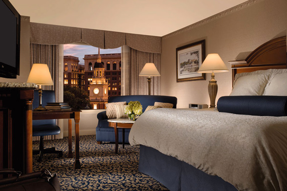 A guest room at the Omni at Independence Park with a view of Independence Hall